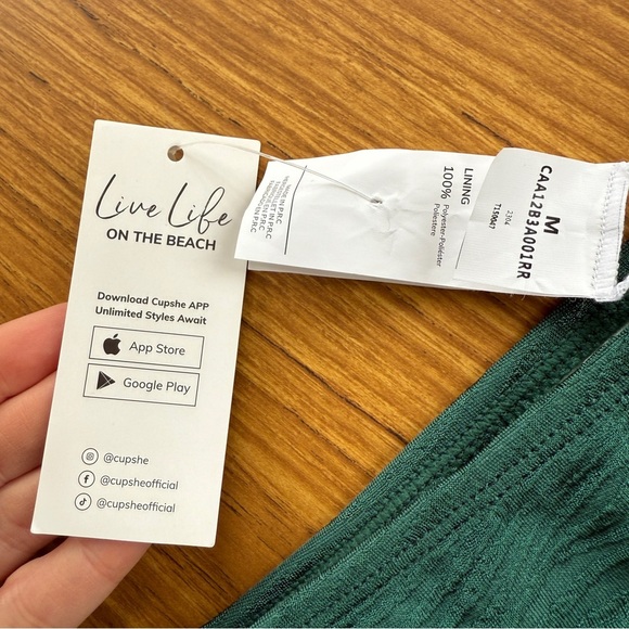 Cupshe High-Waist Bikini Swim Bottoms | Dark Green Textured | Size M | NWT - Picture 2 of 4